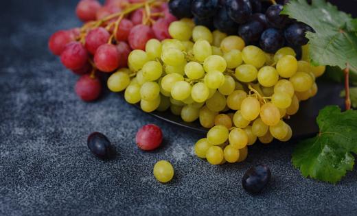 Rodzynki powstają podczas suszenia winogron, ale nie tracą swoich cennych właściwości.